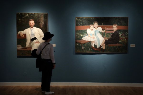 Izložba Vlahe Bukovca "Korijeni i krila" u Klovićevim dvorima