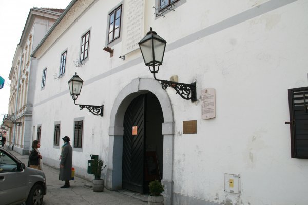 Gradski muzej Karlovac