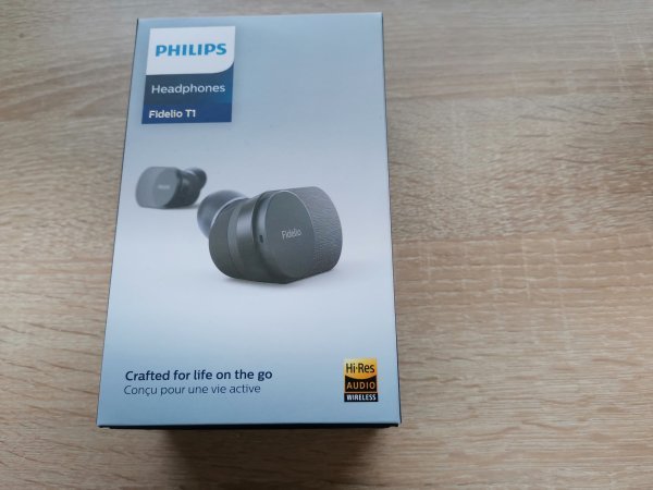 Bežične slušalice Philips Fidelio T1