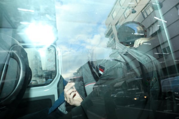 Uhićeni gradonačelnik Kutine Zlatko Babić i još tri osobe dovedeni na Županijski sud u Zagrebu