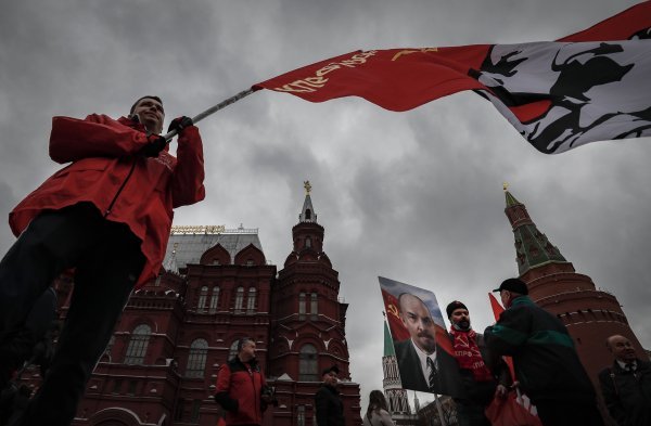 Ruski komunisti slave Lenjina i ofenzivu na Ukrajinu