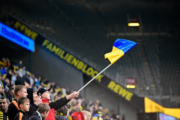 Borussia (D) - Dinamo Kijev, humanitarna utakmica, 26.4.2022.