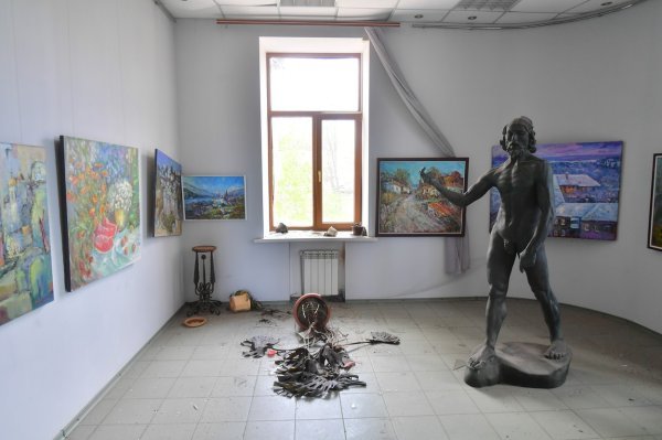 Umjetnine u muzeju u Mariupolju