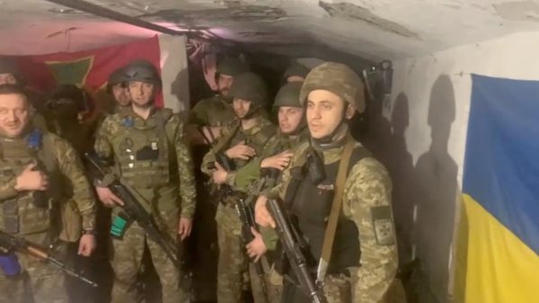 Ukrajinski branitelji u Azovstalu