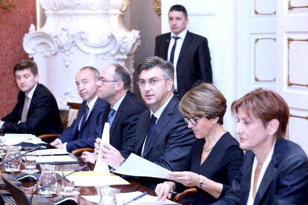 Od Plenkovićevih najbližih suradnika iz vlade 2016., među ministrima je 'preživio' samo Zdravko Marić