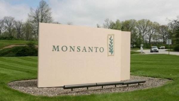 Glifosat, herbicid oko kojeg se lome koplja, proizvod je tvrtke Monsanto monsanto-tribunal.org