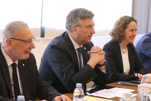 Plenković se sastao s članovima Stalnog vijeća HBK
