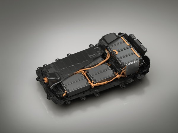 Mazda MX-30 je potpuno električno vozilo na baterija (BEV)