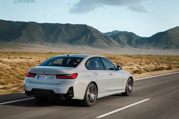 BMW serije 3 limuzina