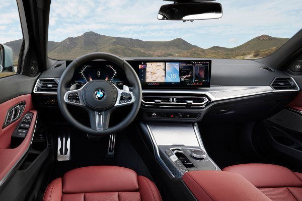 BMW serije 3 limuzina