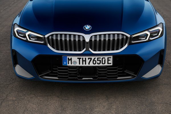 BMW 330e Touring