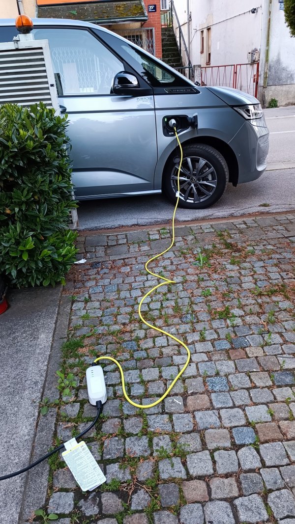 VW Multivan Life 1.4 TSI eHybrid DSG