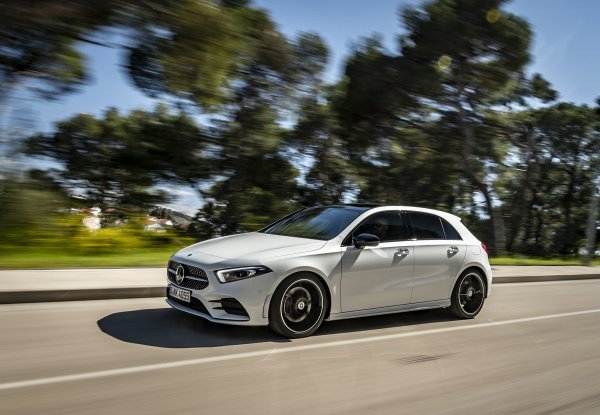 Mercedes-Benz A180 d AMG Line (2018.)