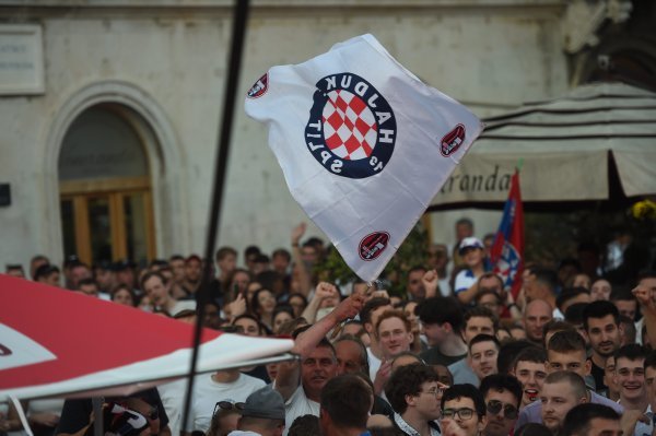 Ta divna splitska noć - Split slavi naslov pobjednika SuperSport nogometnog kupa