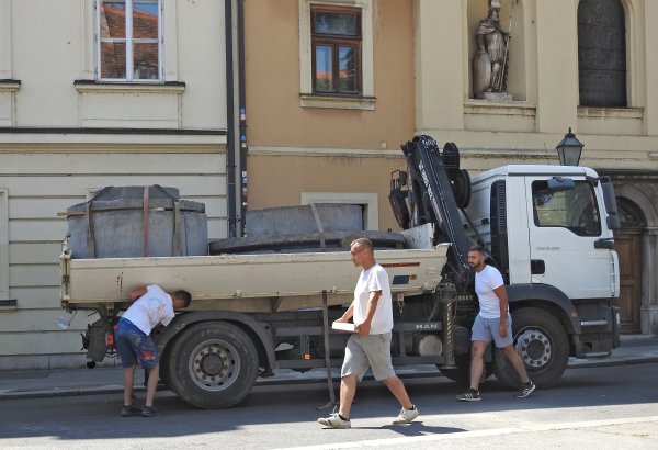 Radovi na uspostavljanju pješačke zone u Vlaškoj ulici
