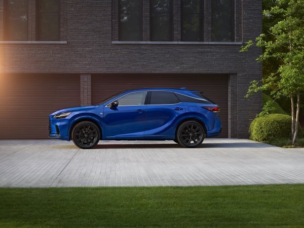 Lexus RX 500h Saphire Blue