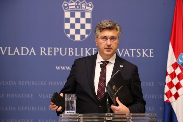 Plenković najavio smanjenje trošarina za gorivo