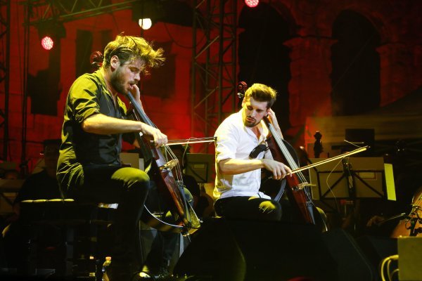 2Cellos