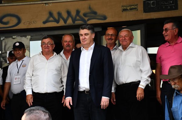 Milanović na 15. obljetnici osnutka Udruge veterana 122. brigade