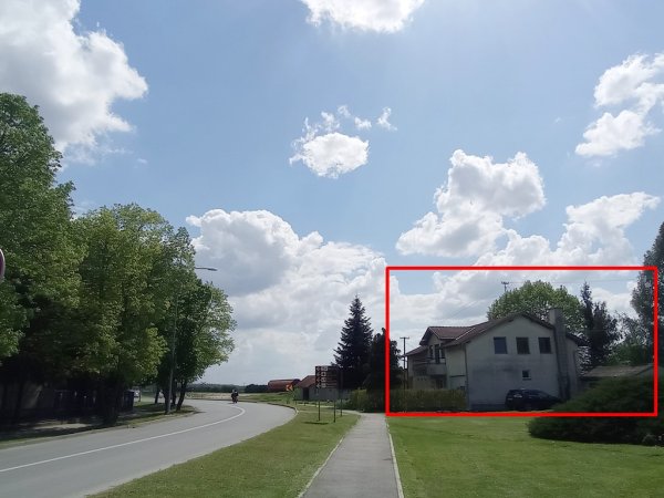 BELI MANASTIR - TRG SLOBODE 24 B