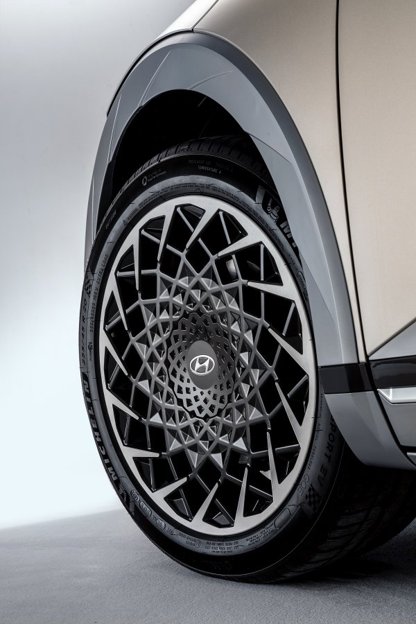 Hyundai IONIQ 5 koristi posebne Michelin gume