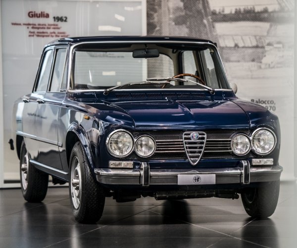 Alfa Romeo Giulia Berlina (1962.-1978.)