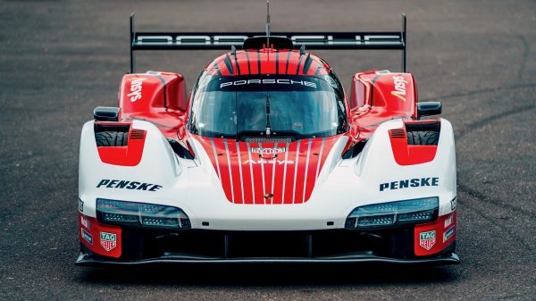 Porsche na Goodwoodu predstavio LMDh prototip 963: Trkaći hibridni bolid za Le Mans 2023.