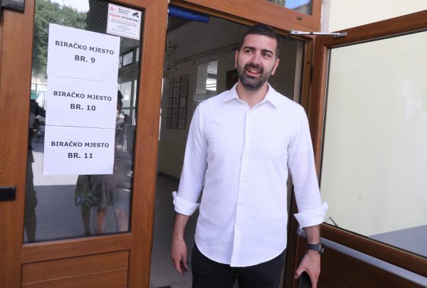 'SDP-ov Davor Matijević sanirao je posljedice lanjske kadrovske katastrofe s kandidiranjem Ante Franića', ističe Trogrlić 