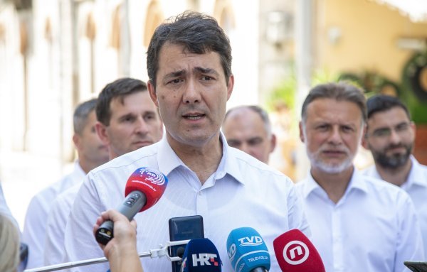 Zoran Đogaš održao konferenciju za medije