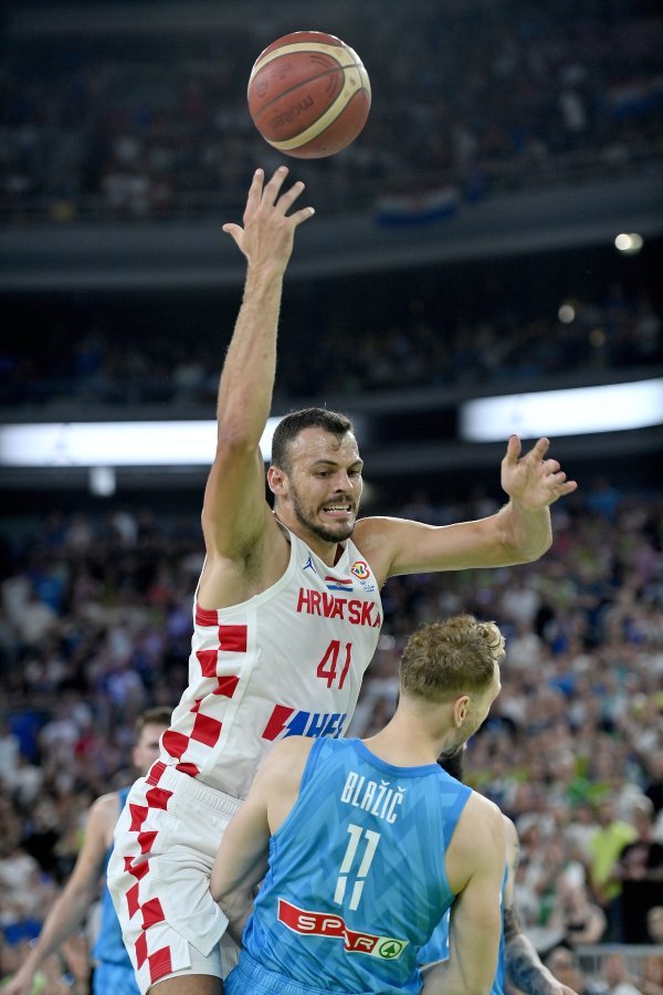 Košarka, kvalifikacije za SP: Slovenija - Hrvatska 97:69