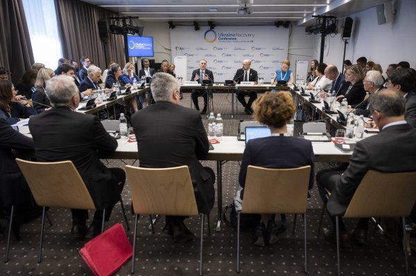 Lugano: Konferencija za obnovu Ukrajine