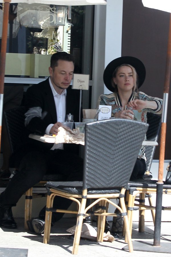 Elon Musk i Amber Heard