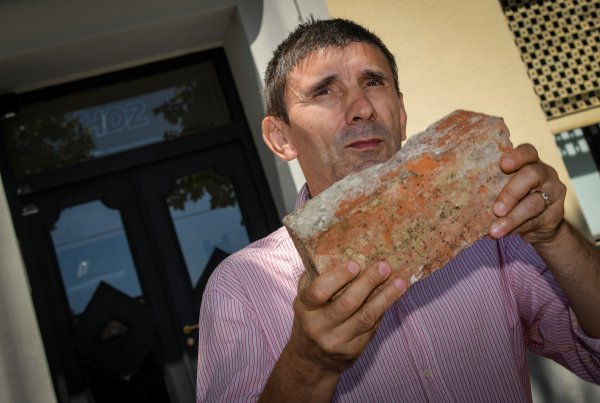 'Nakon ovog rada, ne mislim nikada više adresirati bilo koji kolektivitet. Na kolektivizam i na grupnost u svom radu spuštam zastor'
