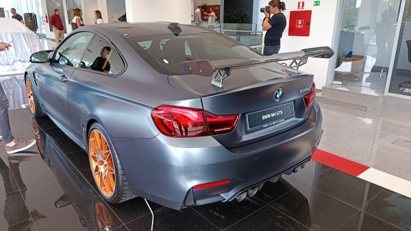 BMW M4 GTS