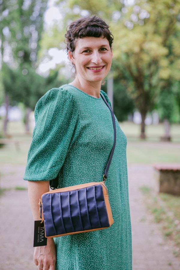 Mariana Tanfara jedna je od rijetkih, a trenutačno možda i jedina u Hrvatskoj koja koristi biljnu kožu za izradu torbi 