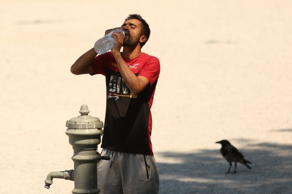 Građani na razne načine pronalaze spas od velikih vrućina