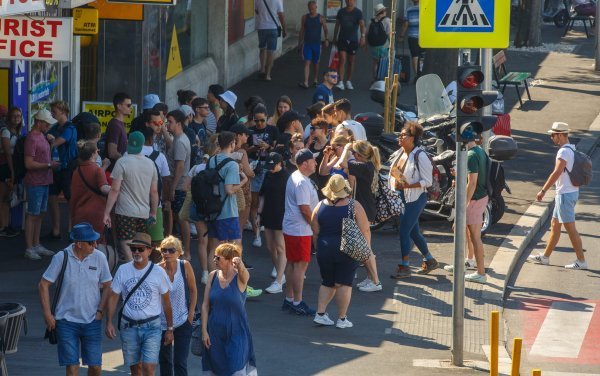 Gužva u splitskoj trajektnoj luci