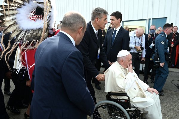 Papa stigao u Kanadu