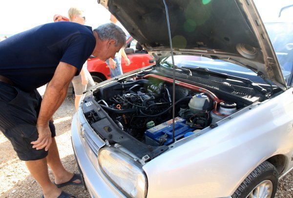 Istraživanje o povjerenju u prodavače rabljenih automobila