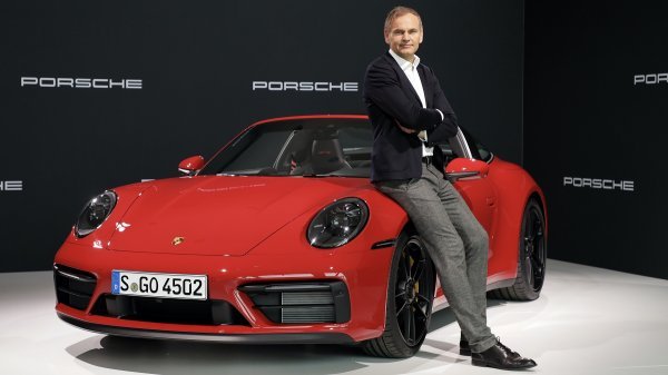 Oliver Blume preuzima dužnost predsjednika Uprave Grupe i istovremeno ostaje predsjednik Uprave Dr. Ing. h.c. F. Porsche AG-a.