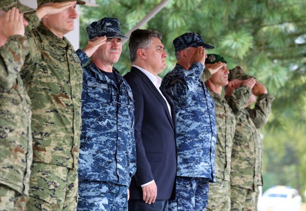 Ispraćaj 1. hrvatskog kontingenta u NATO misiju u Mađarskoj