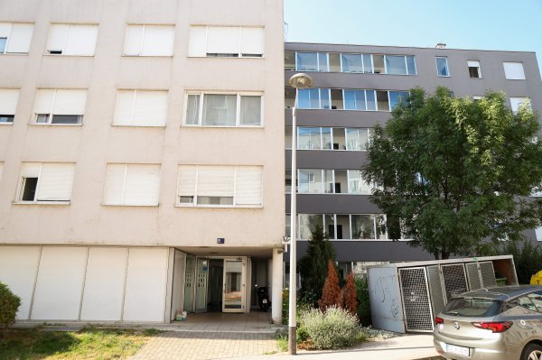 Požar u stambenoj zgradi u Rudešu zahvatio nekoliko stanova