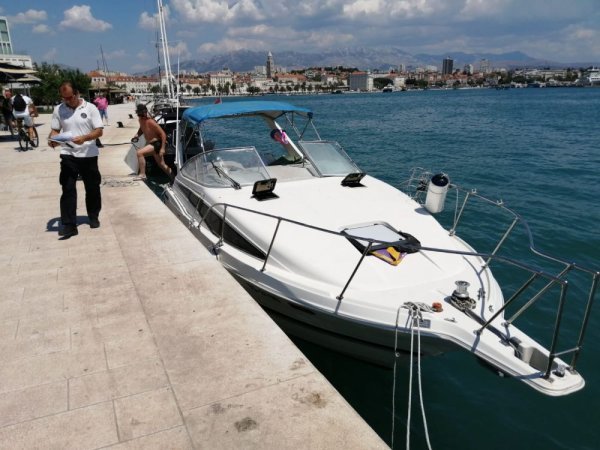 U Splitu planuo gliser