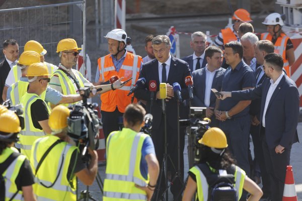 Andrej Plenković obišao gradilište druge cijevi Tunela Učka