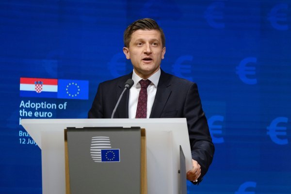 Ulazak Hrvatske u eurozonu