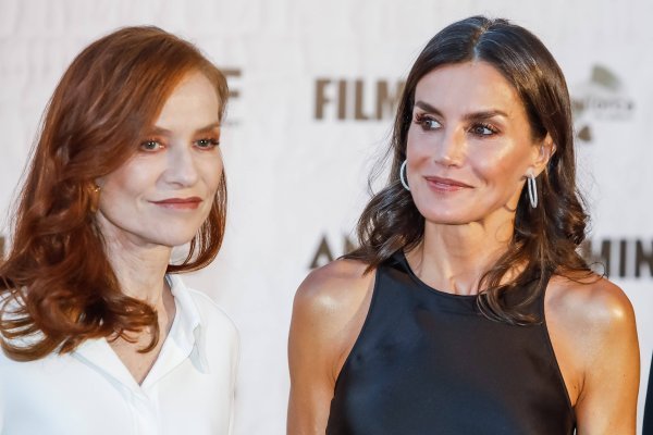 Isabelle Huppert i kraljica Letizia