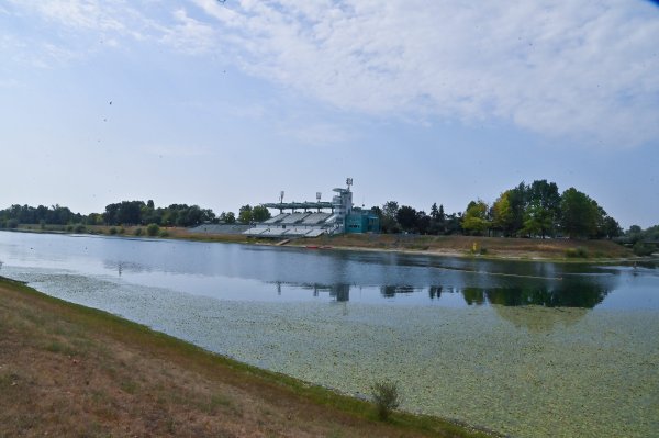 Visoke temperature pogoduju niskom vodostaju jezera Jarun