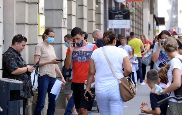 Gužve pred MUP-om u Petrinjskoj