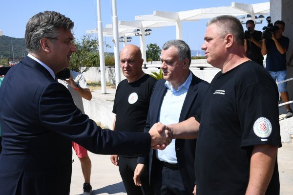 Obiljezavanje 32. godisnjice Prvog hrvatskog redarstvenika