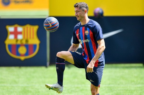 Robert Lewandowski FC Barcelona, predstavljanje na Nou Campu, 5.8.2022.
